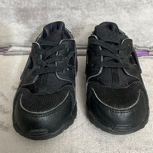 SOLD-NIKE Huarache Run- Toddler size 9C